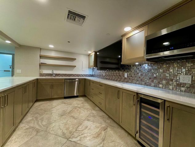 4750 S Ocean Boulevard 702, Highland Beach, FL 33487