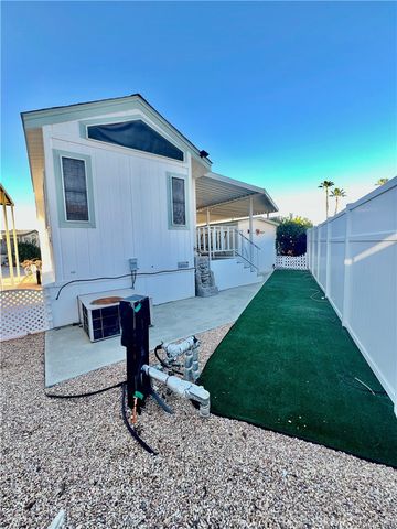 1295 S Cawston 271, Hemet, CA 92545