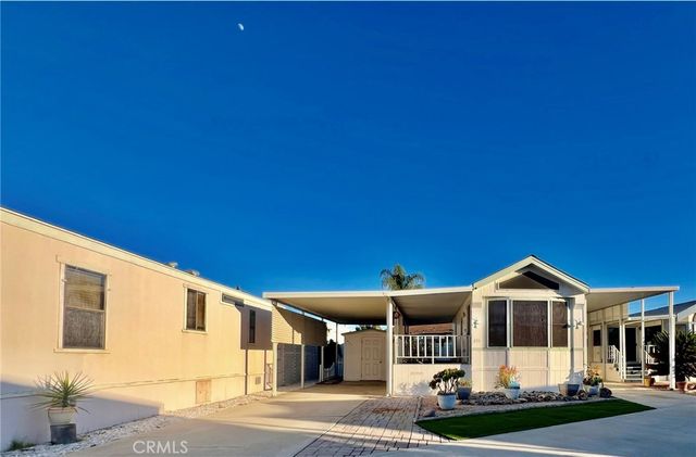 1295 S Cawston 271, Hemet, CA 92545