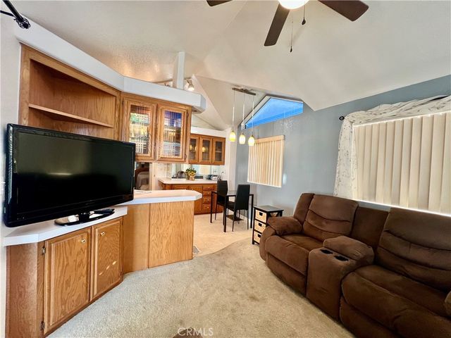 1295 S Cawston 271, Hemet, CA 92545