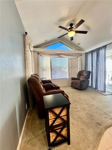 1295 S Cawston 271, Hemet, CA 92545