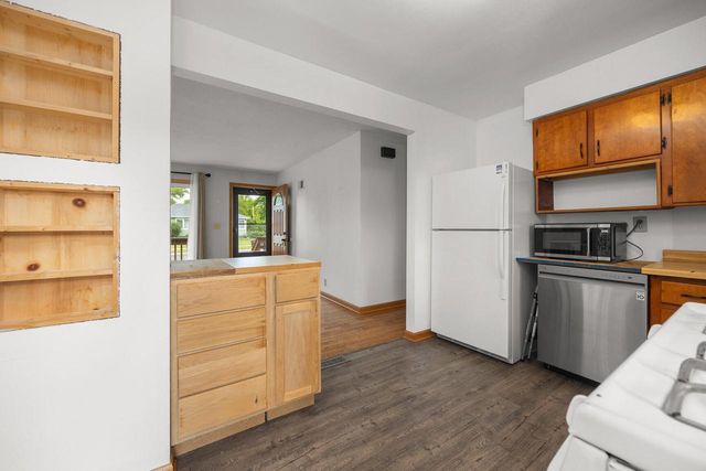 N84W16651 Ann AVENUE, Menomonee Falls, WI 53051
