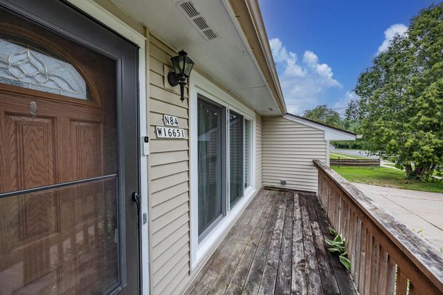 N84W16651 Ann AVENUE, Menomonee Falls, WI 53051