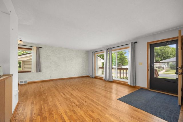 N84W16651 Ann AVENUE, Menomonee Falls, WI 53051