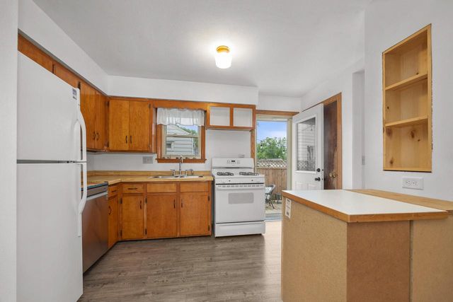 N84W16651 Ann AVENUE, Menomonee Falls, WI 53051