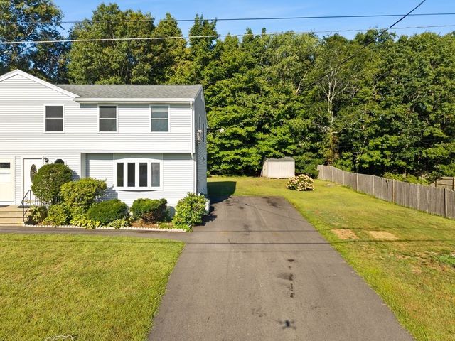 42 Boylston St 42R, Randolph, MA 02368