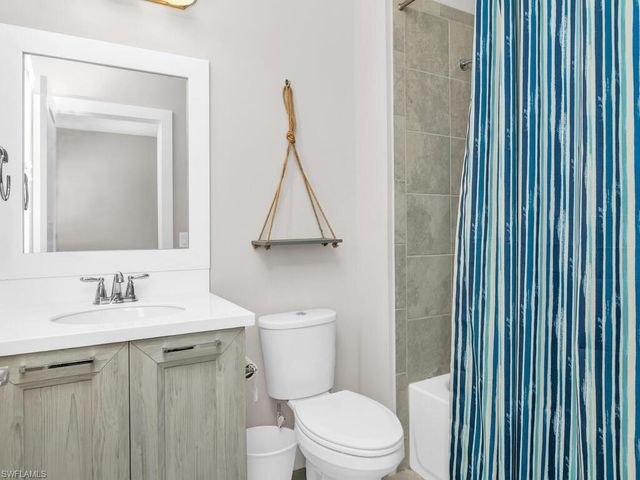 14785 Leeward DR, Naples, FL 34114