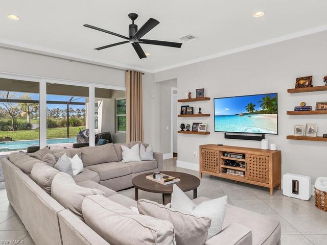 14785 Leeward DR, Naples, FL 34114