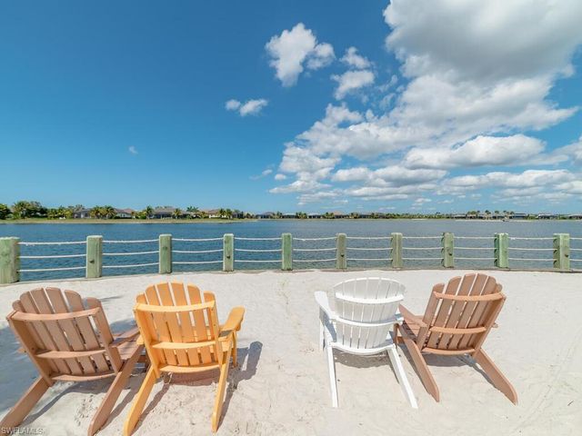 14785 Leeward DR, Naples, FL 34114