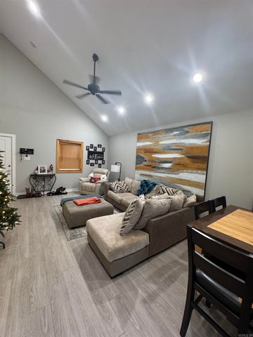 2370 Grant 10, Sheridan, AR 72150