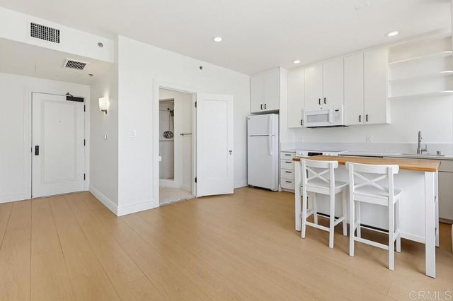 702 Ash Street 702, San Diego, CA 92101