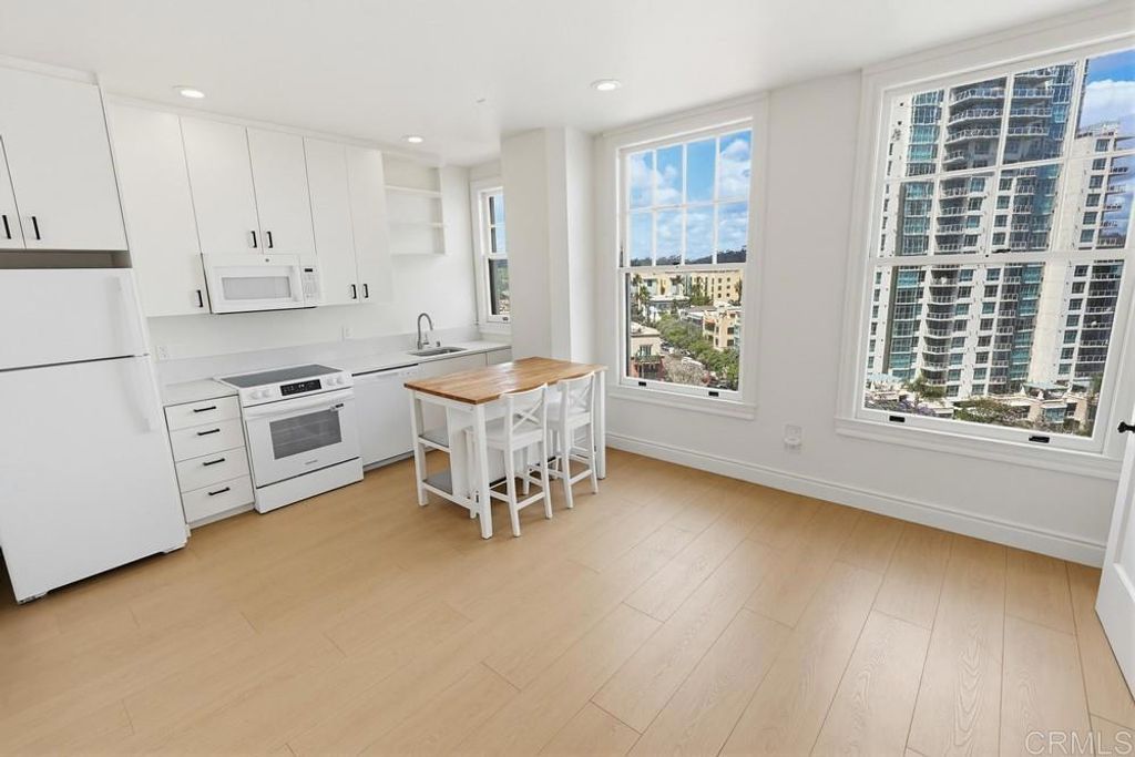 702 Ash Street 702, San Diego, CA 92101