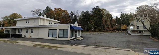 19 Huyler Avenue, Tenafly, NJ 07670