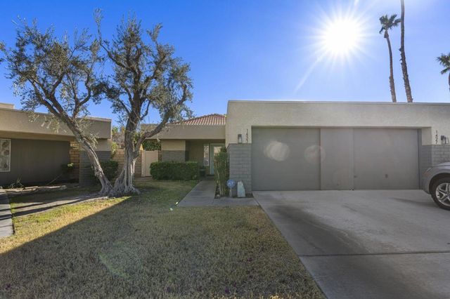 1433 Sunflower Circle N, Palm Springs, CA 92262