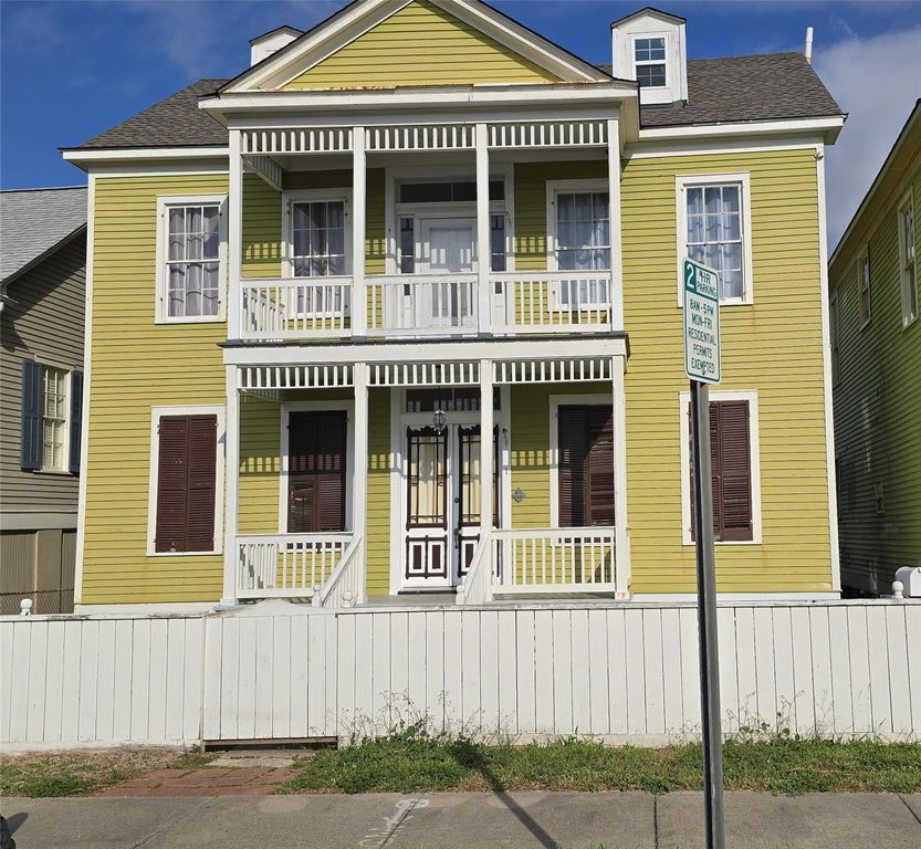 1614 Market Street 2, Galveston, TX 77550