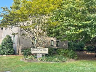 51 Lake Drive N-3, Laurel Park, NC 28739