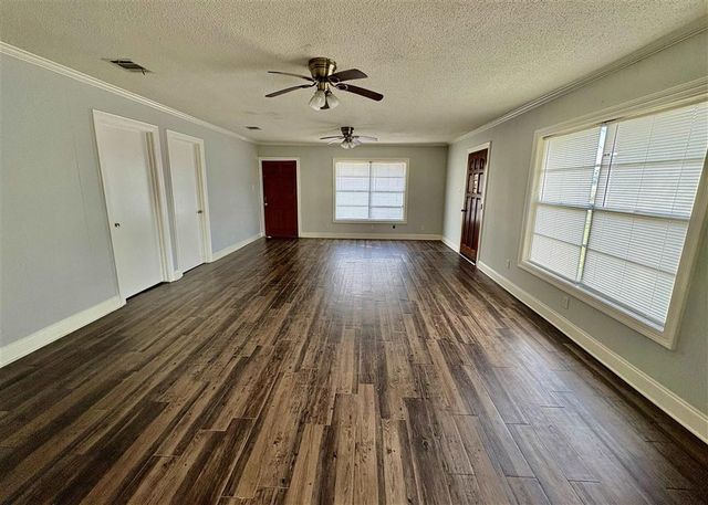 1228 Susan Street, Sulphur, LA 70665