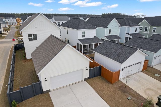 726 Rumbling Leaf Lane 1486, Summerville, SC 29486