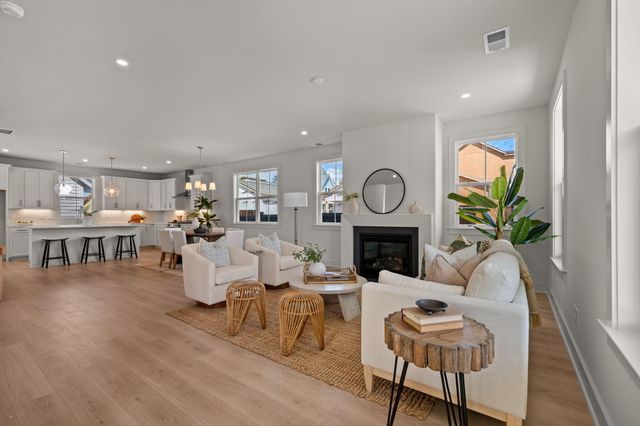 726 Rumbling Leaf Lane 1486, Summerville, SC 29486