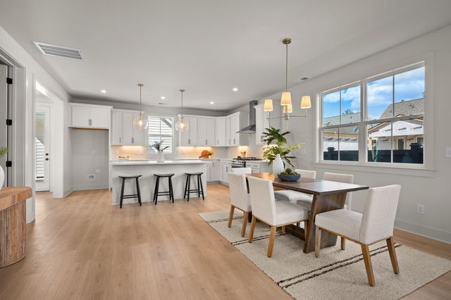 726 Rumbling Leaf Lane 1486, Summerville, SC 29486