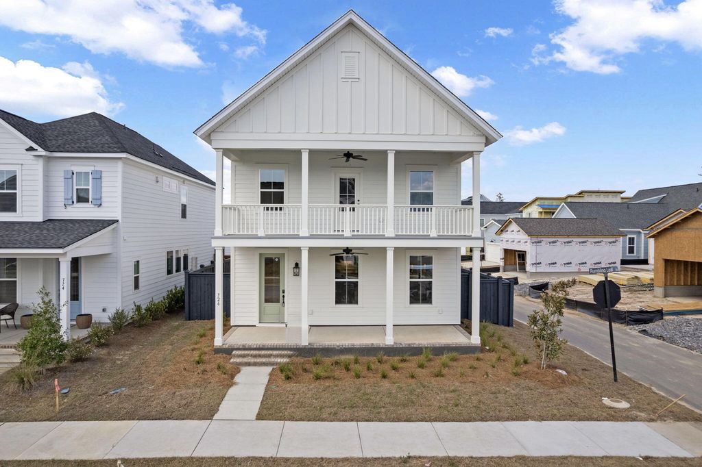 726 Rumbling Leaf Lane 1486, Summerville, SC 29486