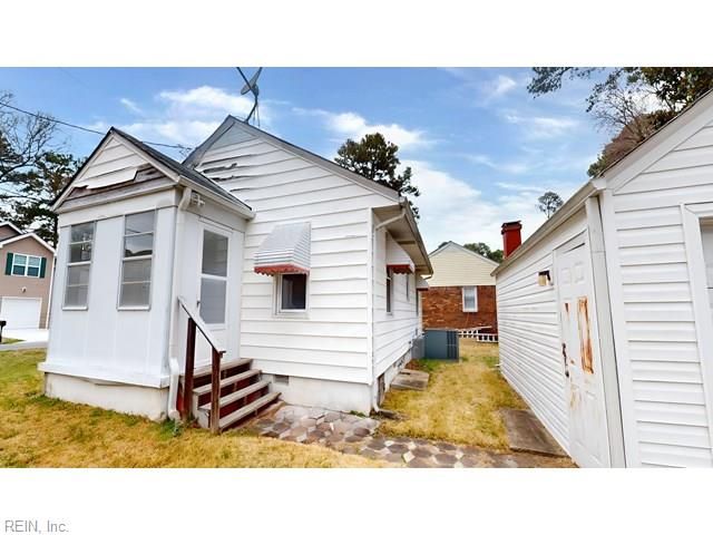 1424 Myrtle AVE, Chesapeake, VA 23325