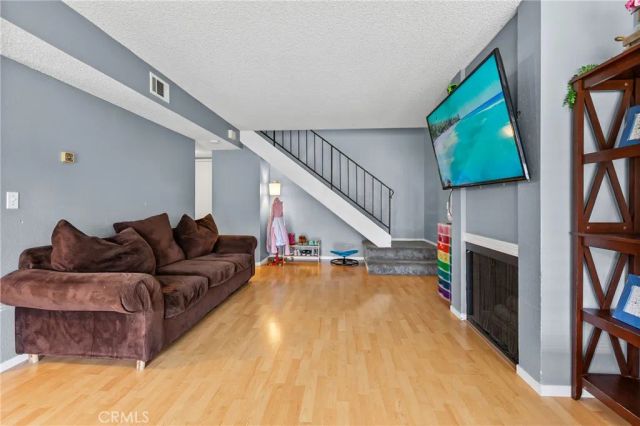 1192 Hilltop, Santa Maria, CA 93455