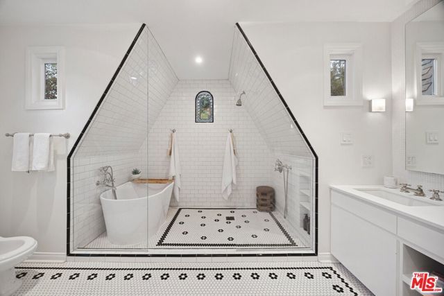 12333 Hillslope Street, Studio City (los Angeles), CA 91604