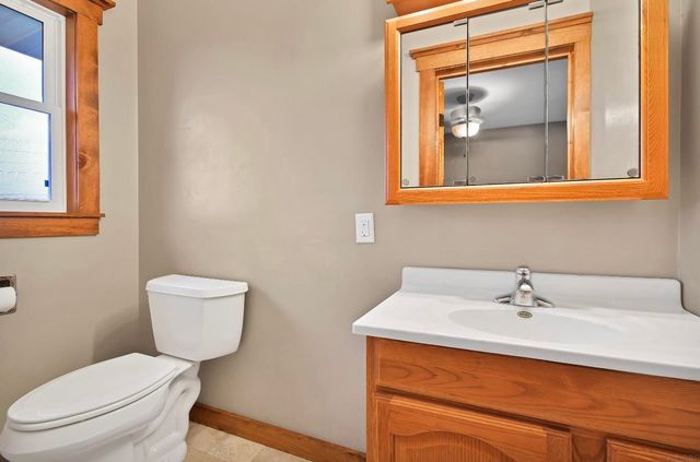 5955 Osage Road, Waterloo, IA 50703