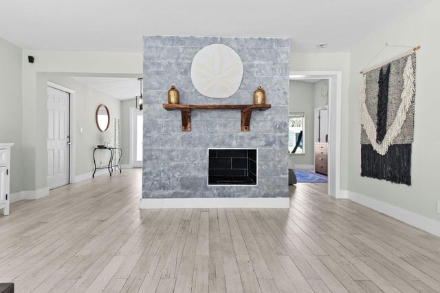 912 SE 15th Court, Deerfield Beach, FL 33441