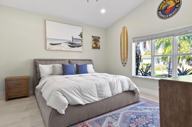 912 SE 15th Court, Deerfield Beach, FL 33441