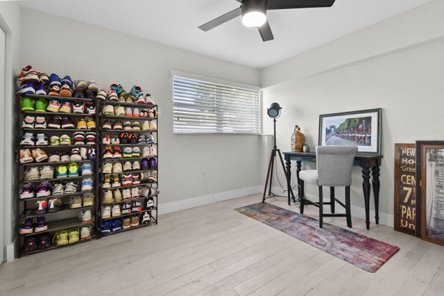 912 SE 15th Court, Deerfield Beach, FL 33441