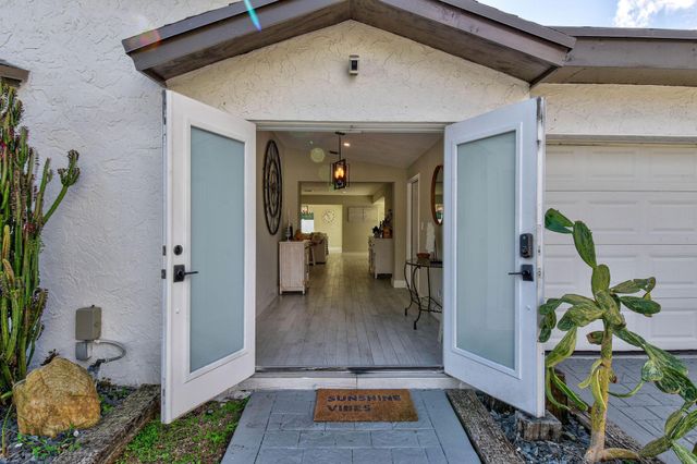 912 SE 15th Court, Deerfield Beach, FL 33441