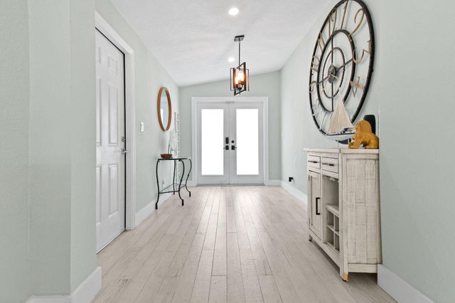 912 SE 15th Court, Deerfield Beach, FL 33441