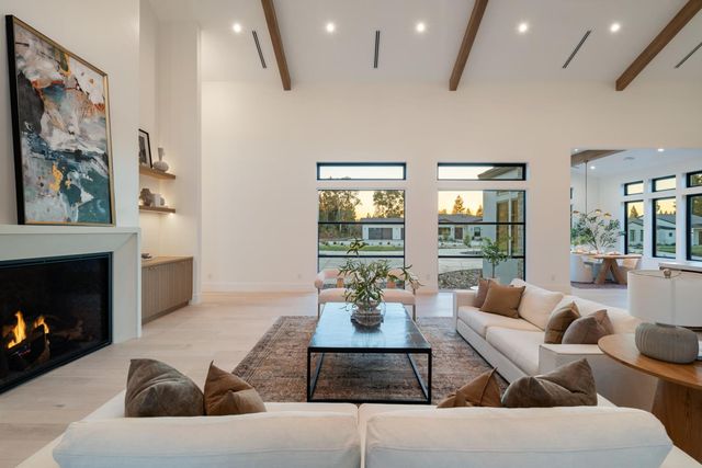 209 Corte Sendero, Lincoln, CA 95648