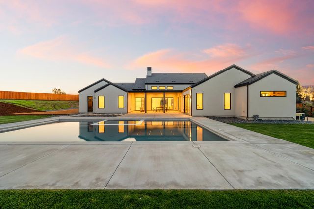 209 Corte Sendero, Lincoln, CA 95648