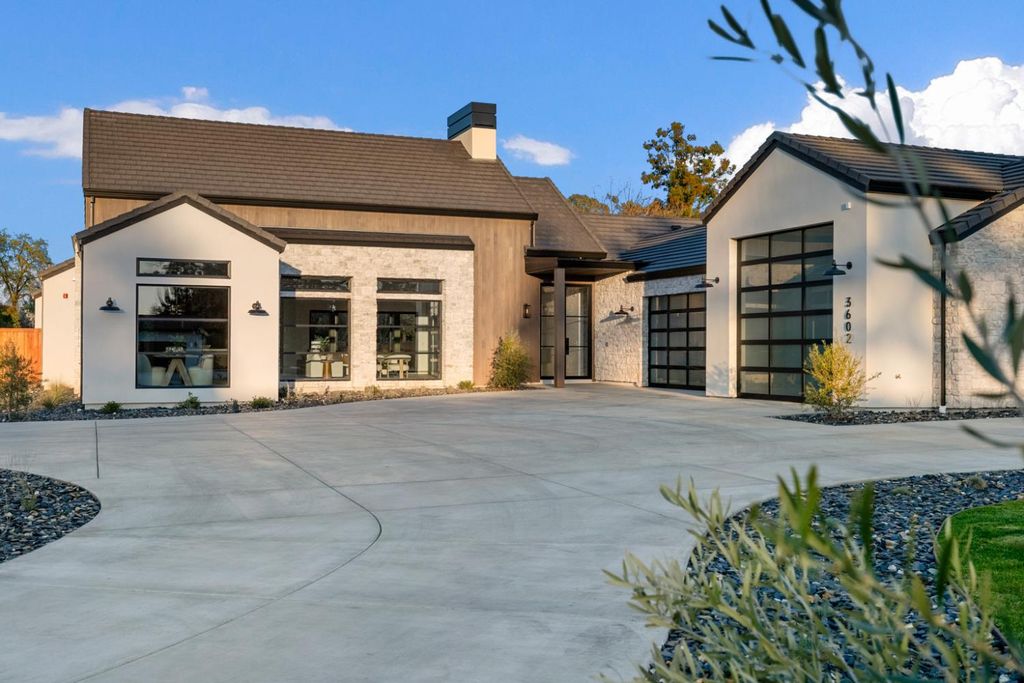 209 Corte Sendero, Lincoln, CA 95648