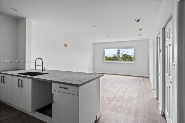 2311 NW 22nd Avenue 206, Miami, FL 33142