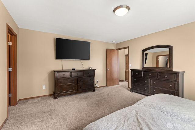 1717 Krause Road, Raymond, WA 98577