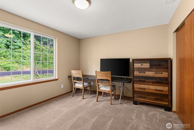 1717 Krause Road, Raymond, WA 98577