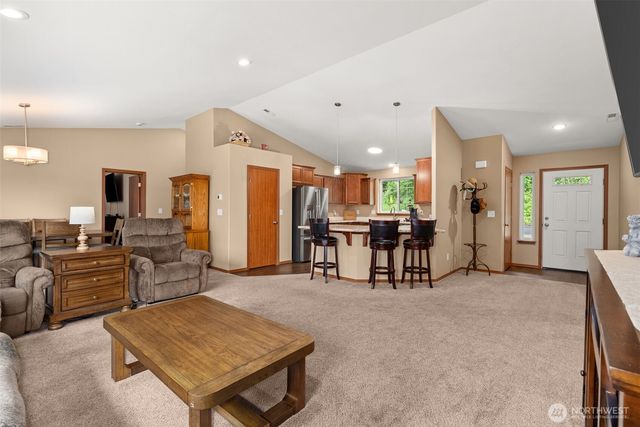 1717 Krause Road, Raymond, WA 98577