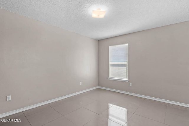 732 Teichelkamp Drive, Horizon City, TX 79928