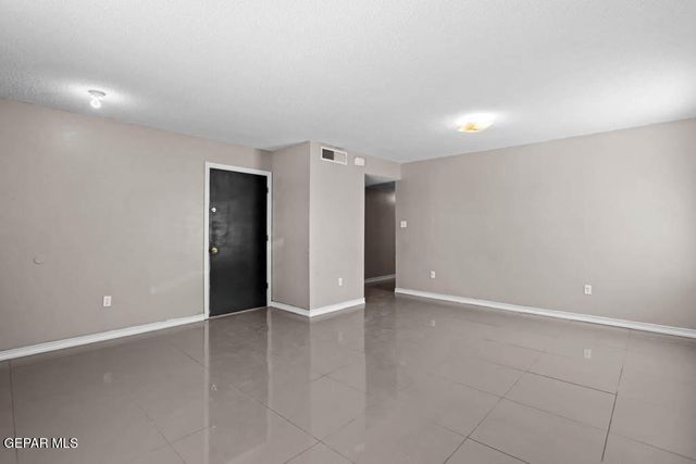 732 Teichelkamp Drive, Horizon City, TX 79928