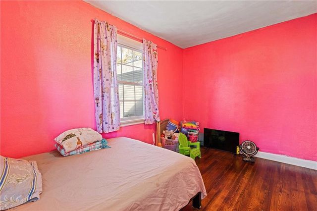 3410 Arlington PL, Portsmouth, VA 23707