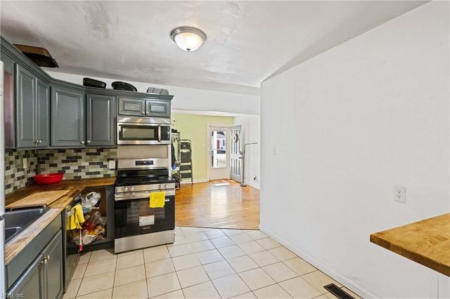 3410 Arlington PL, Portsmouth, VA 23707