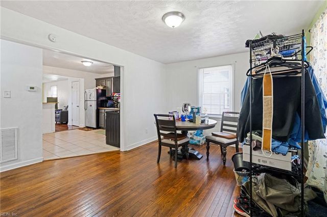 3410 Arlington PL, Portsmouth, VA 23707