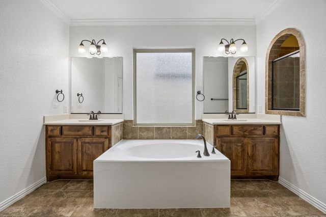 9519 Amberwoods Lane, Frisco, TX 75035