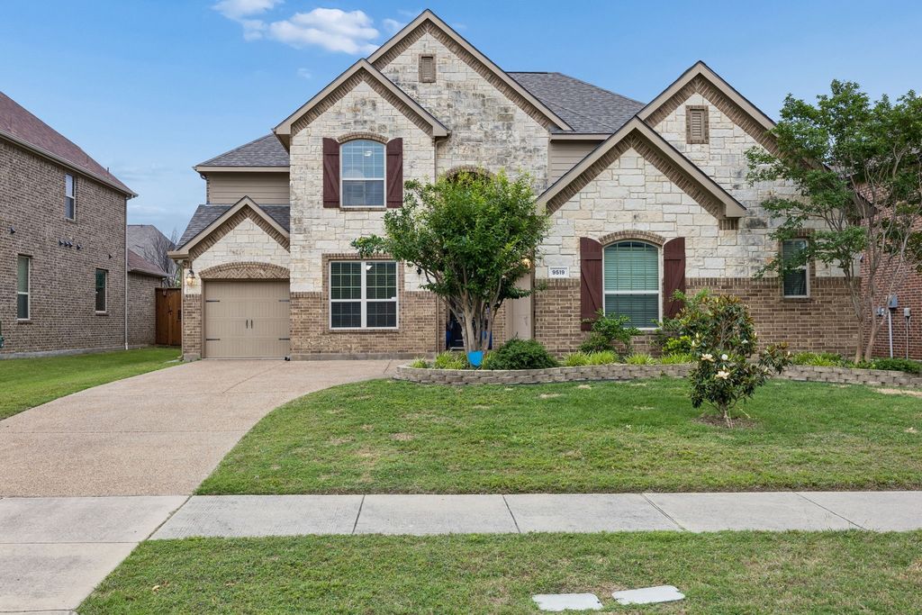 9519 Amberwoods Lane, Frisco, TX 75035