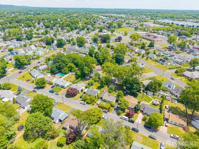 12 Pierrepont Avenue, Middlesex, NJ 08846