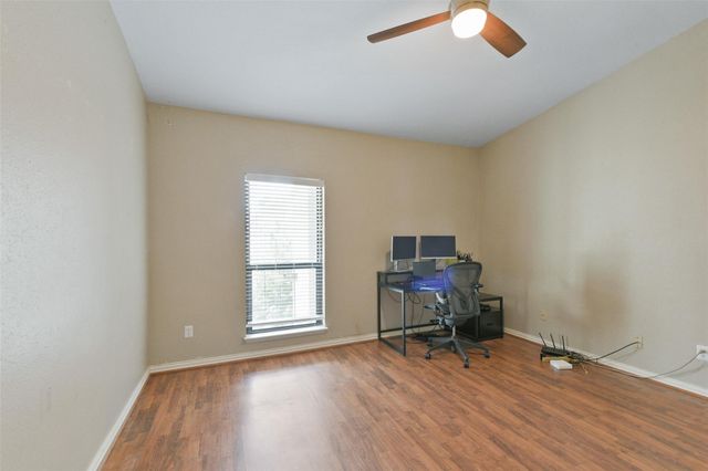 2425 Augusta Drive 24, Houston, TX 77057